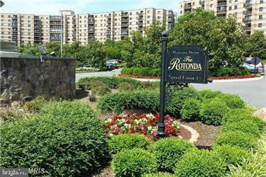 Property Photo: 8370 Greensboro Drive 301 VA 22102