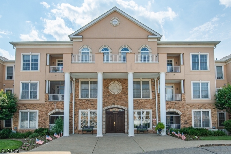 Property Photo: 1306 Johnson Dr 1306 NJ 07866
