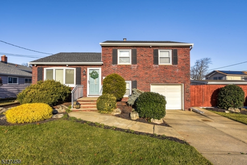 Property Photo:  14 Moore Pl  NJ 07031 