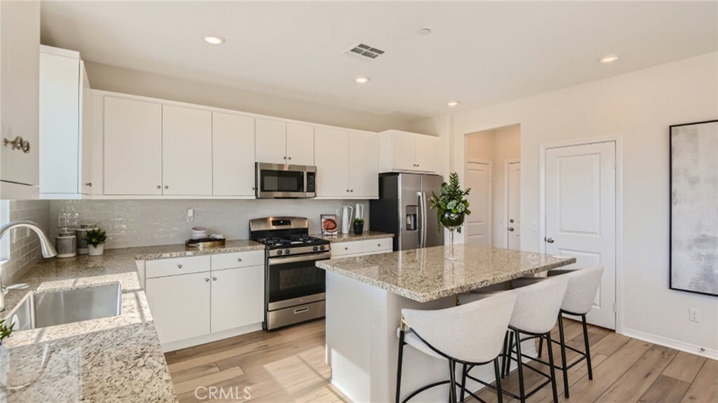 Property Photo:  36567 Camino Springs Avenue  CA 92563 