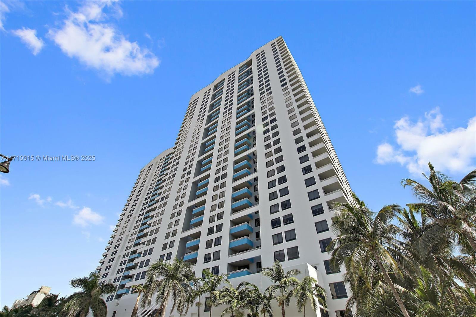Property Photo:  1330 West Ave 2011  FL 33139 