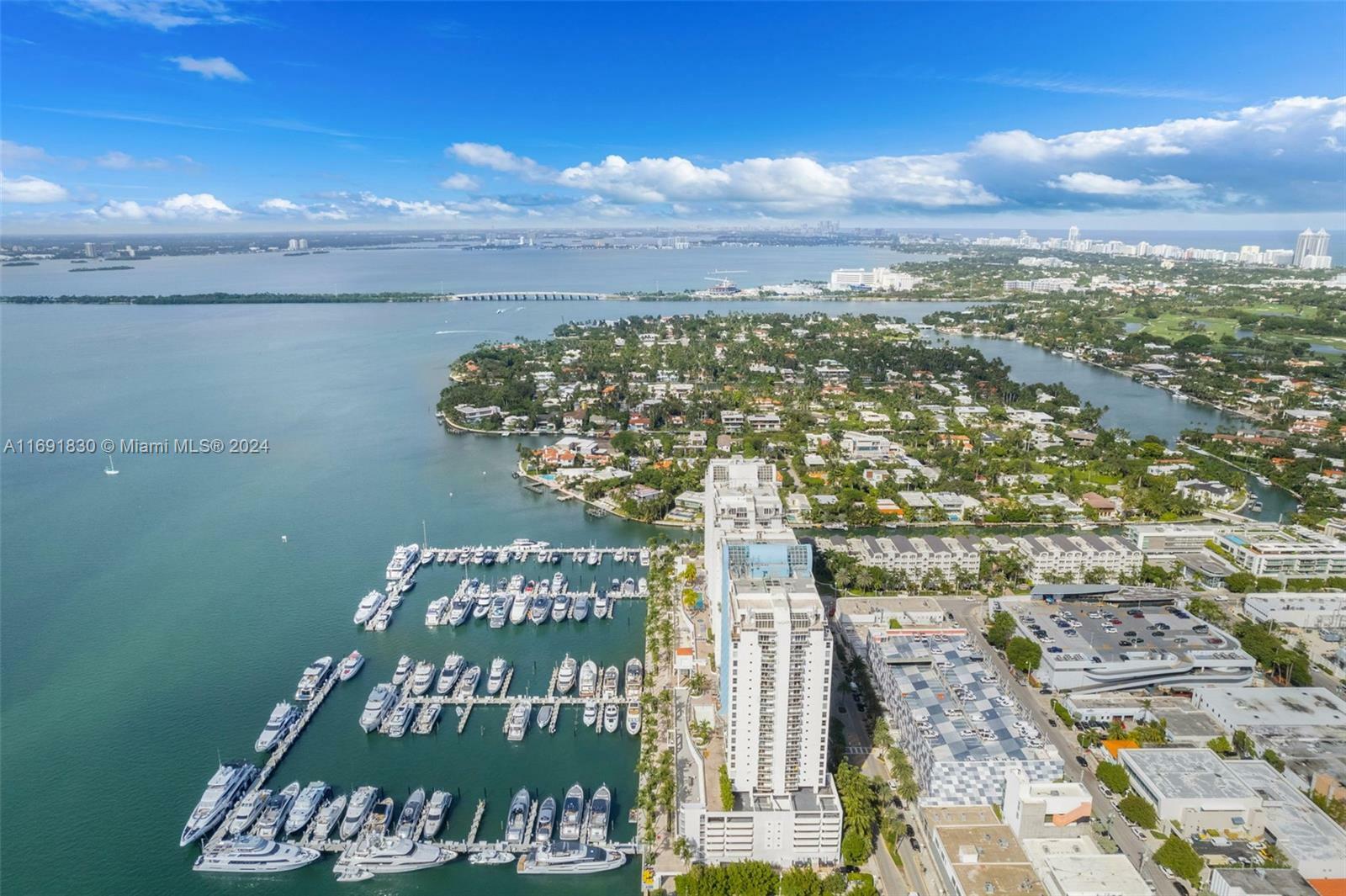 Property Photo:  1800 Sunset Harbour Dr 1003  FL 33139 