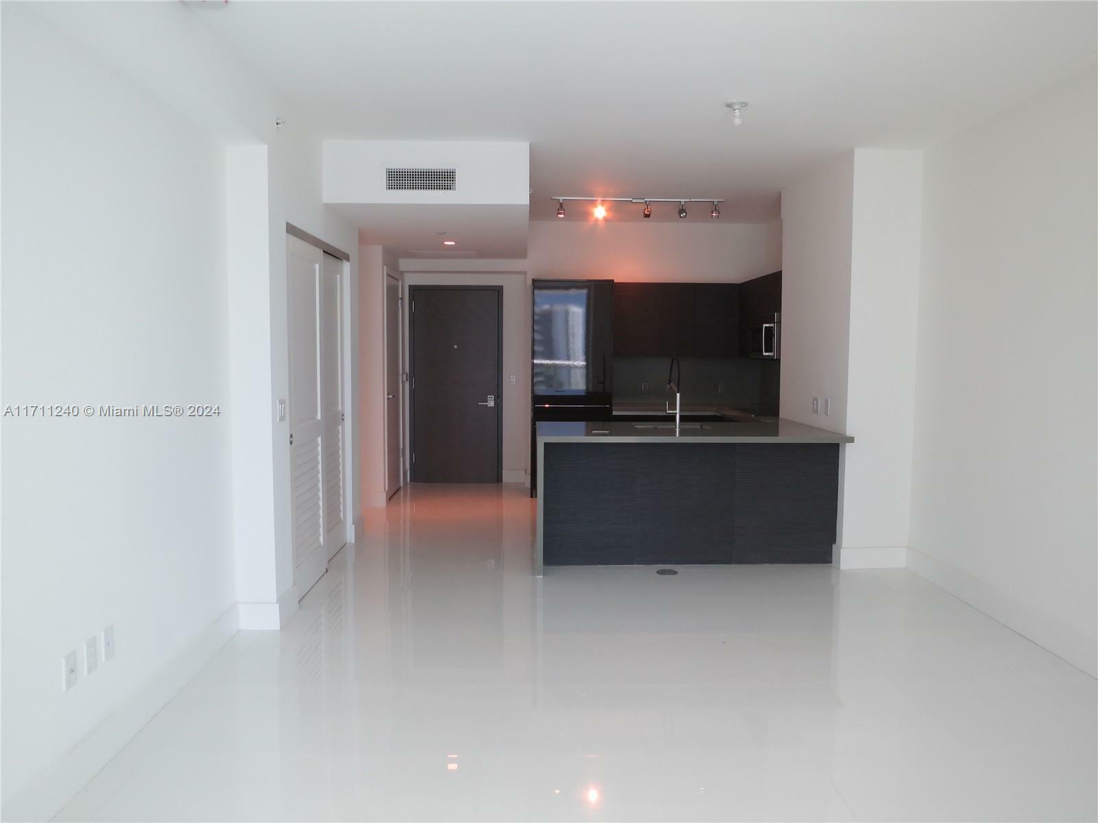 Property Photo:  1080 Brickell Ave 1505  FL 33131 