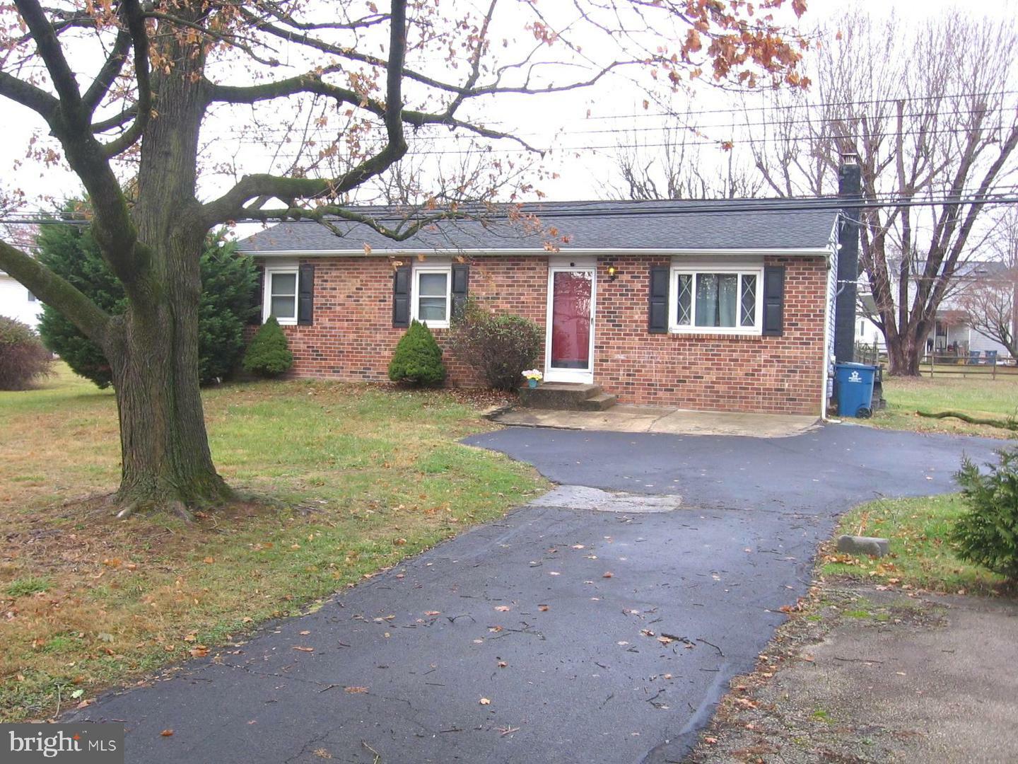 Property Photo:  405 Mansion Avenue  PA 19422 