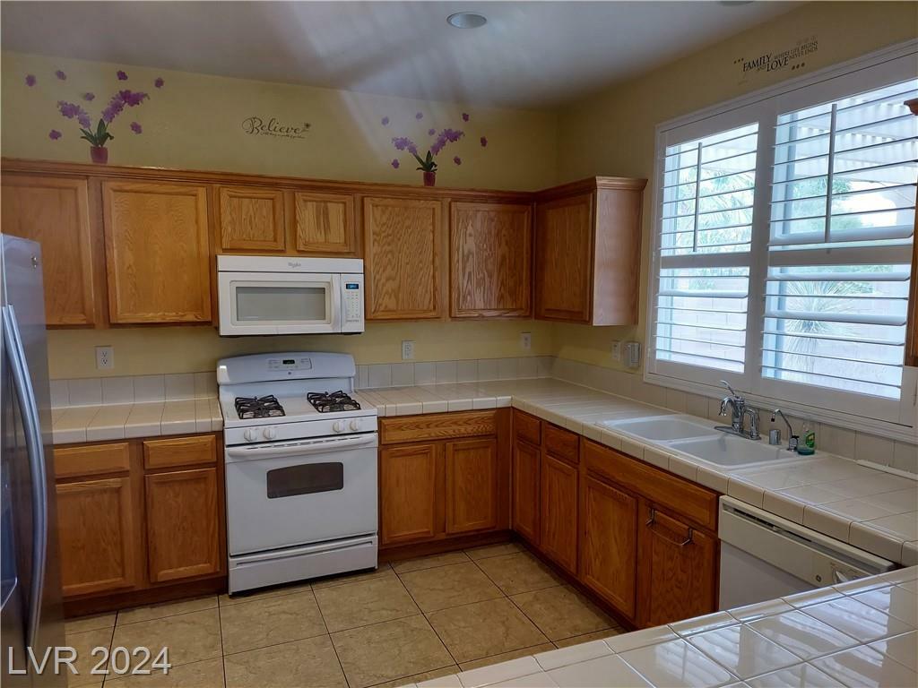 Property Photo:  6932 European Robin Street  NV 89084 