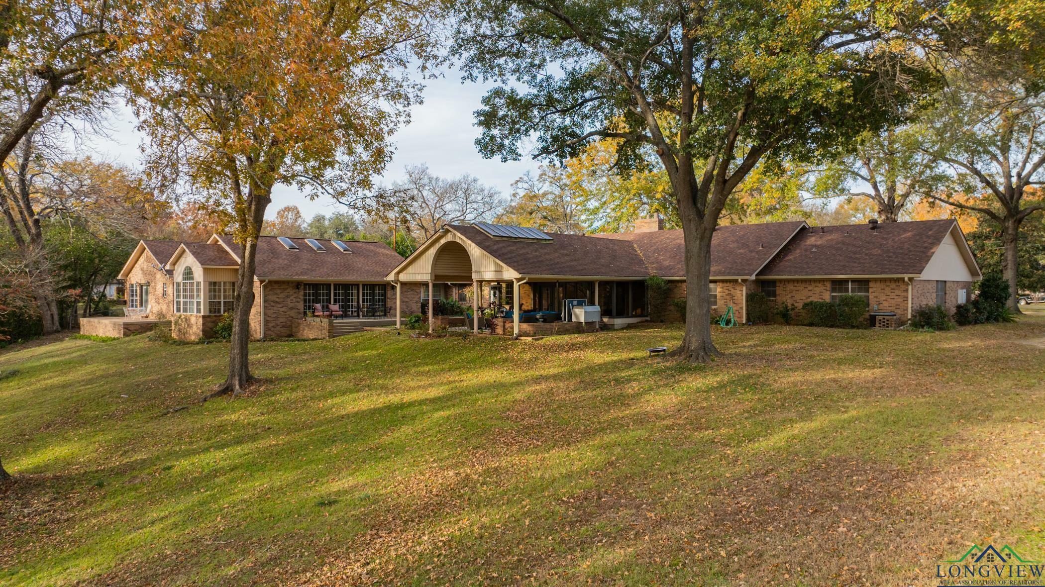 2301 Green Hills  Kilgore TX 75662 photo