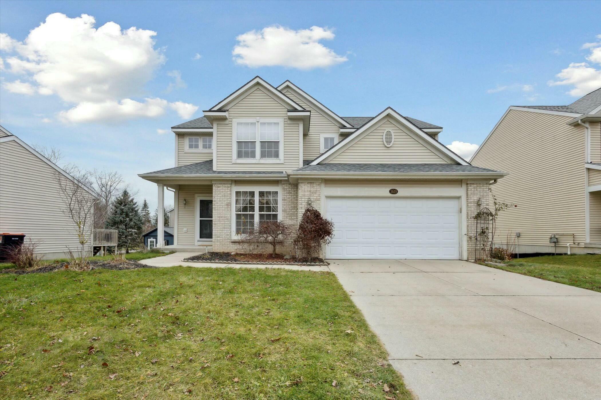 Property Photo:  3619 Maple Hurst Drive SE  MI 49512 