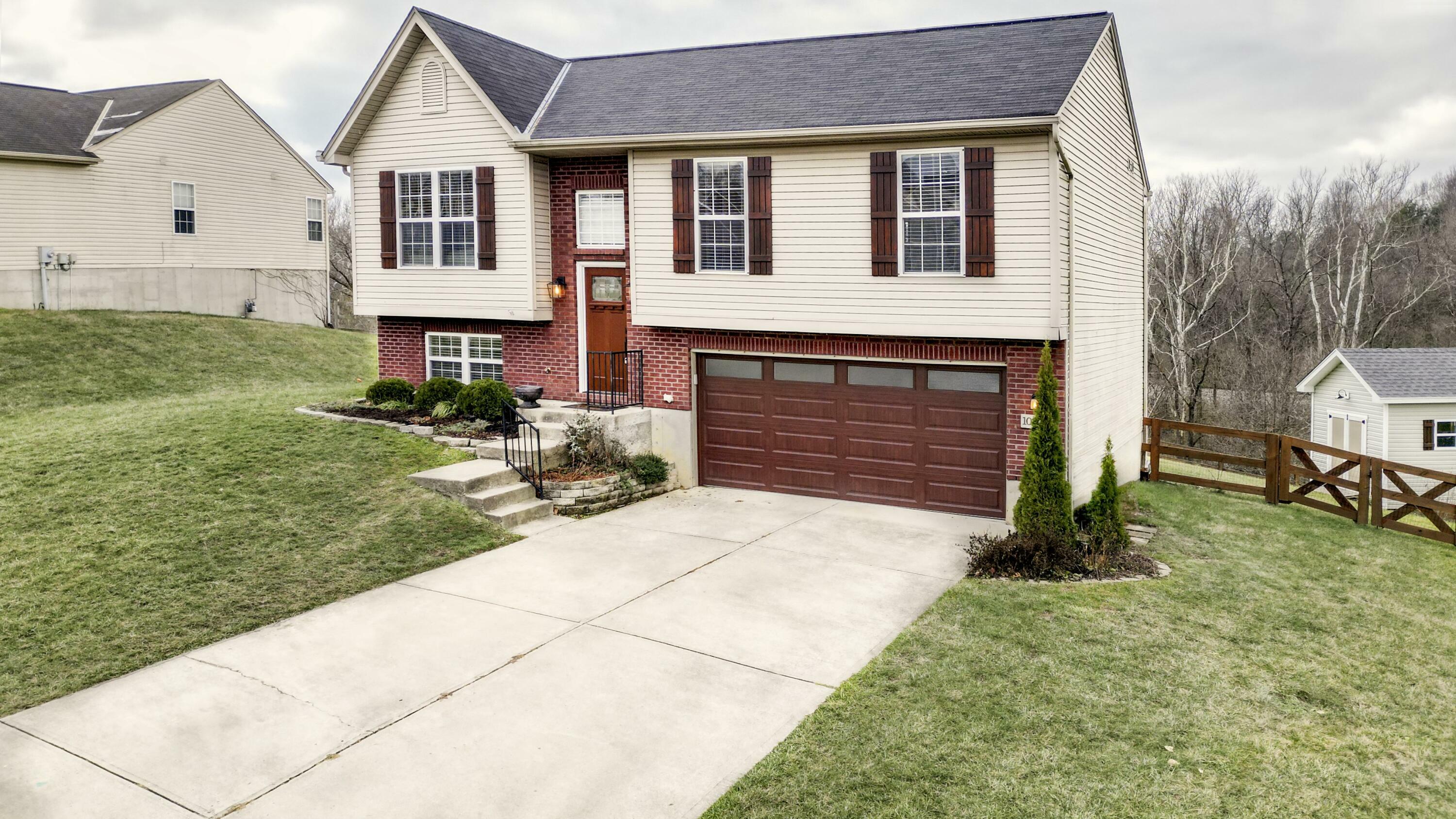 Property Photo:  10330 Sheraton Court  KY 41051 