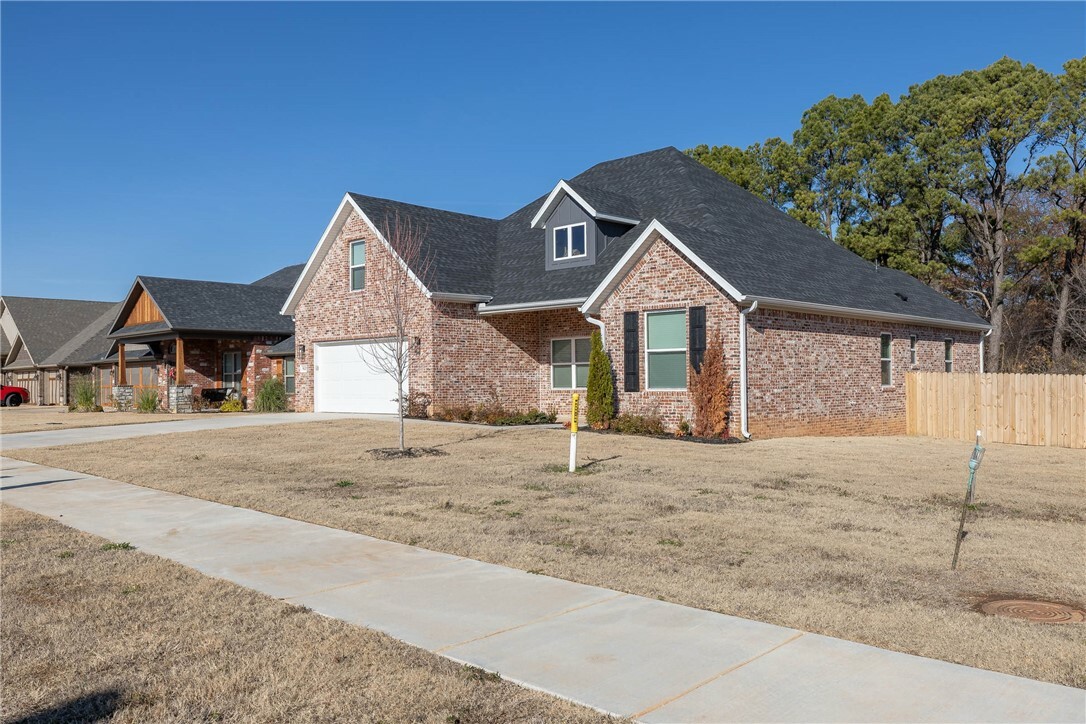 Property Photo:  5628 Poppy Avenue  AR 72762 