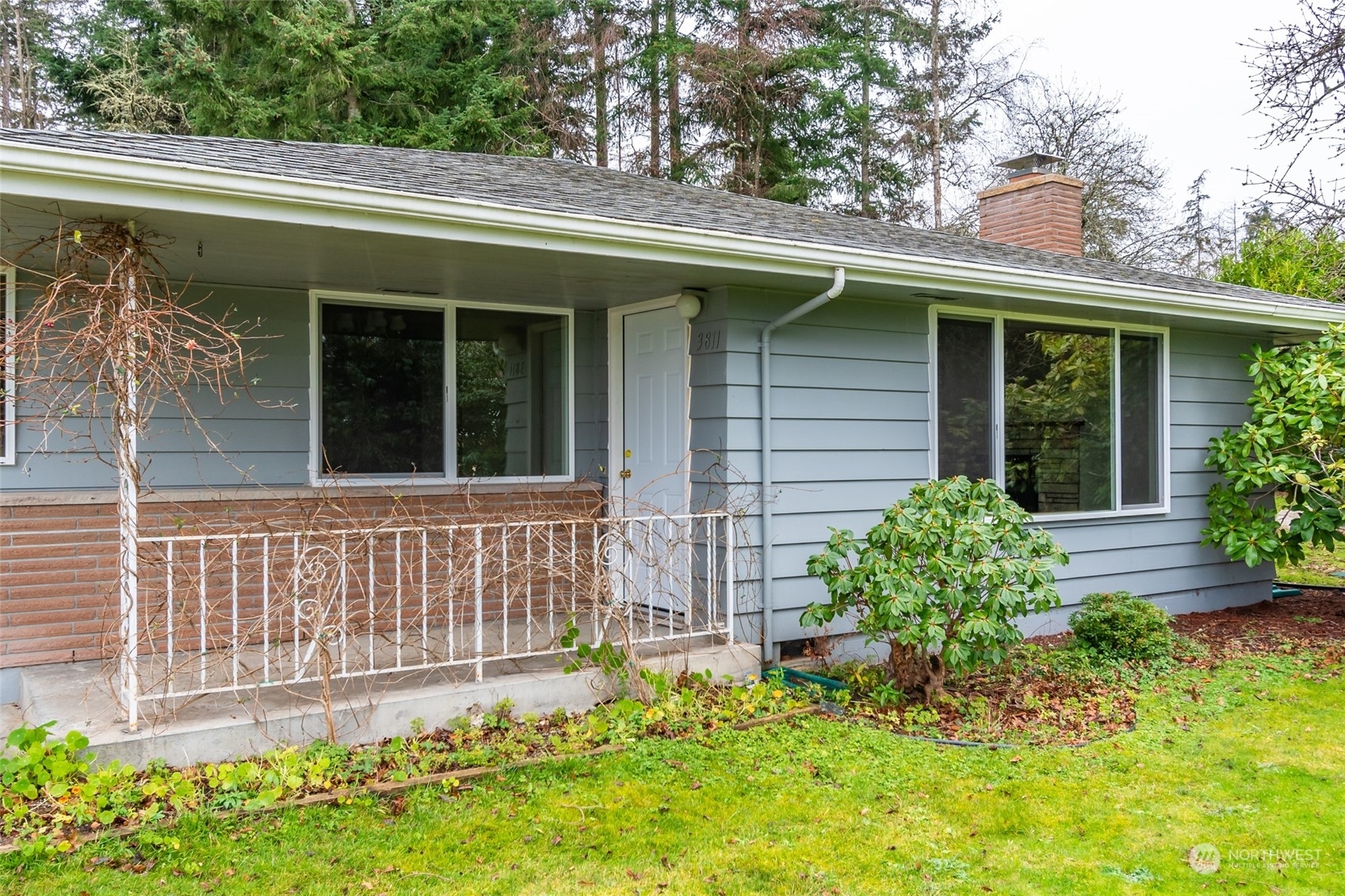 Property Photo:  3811  Emory Trail  WA 98277 