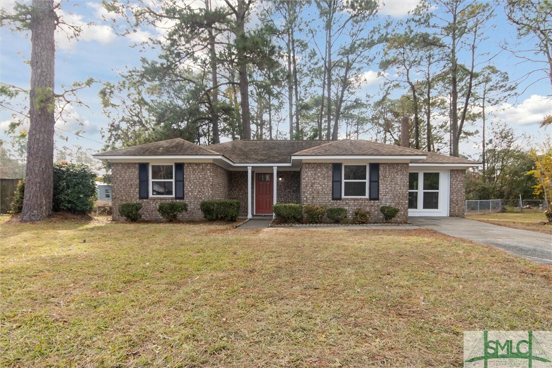 Property Photo:  1313 Whitfield Park Drive  GA 31406 