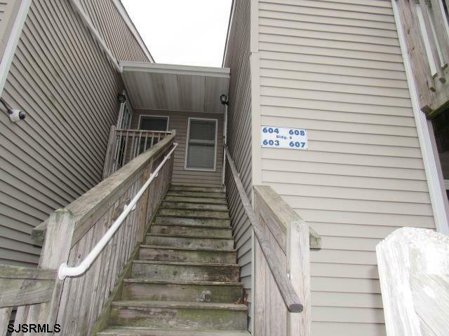 Property Photo:  700 N Franklin Blvd 604  NJ 08232 