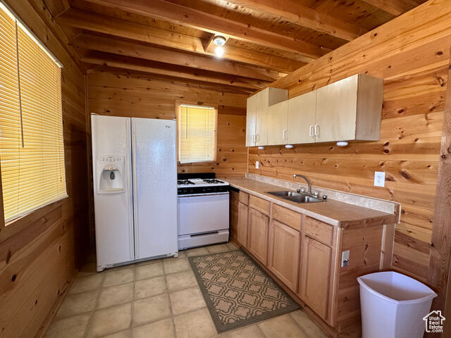 Property Photo: 22432 W 1350 S UT 84021