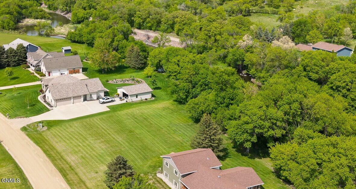 Property Photo:  1518 Island Park Drive  ND 58401 
