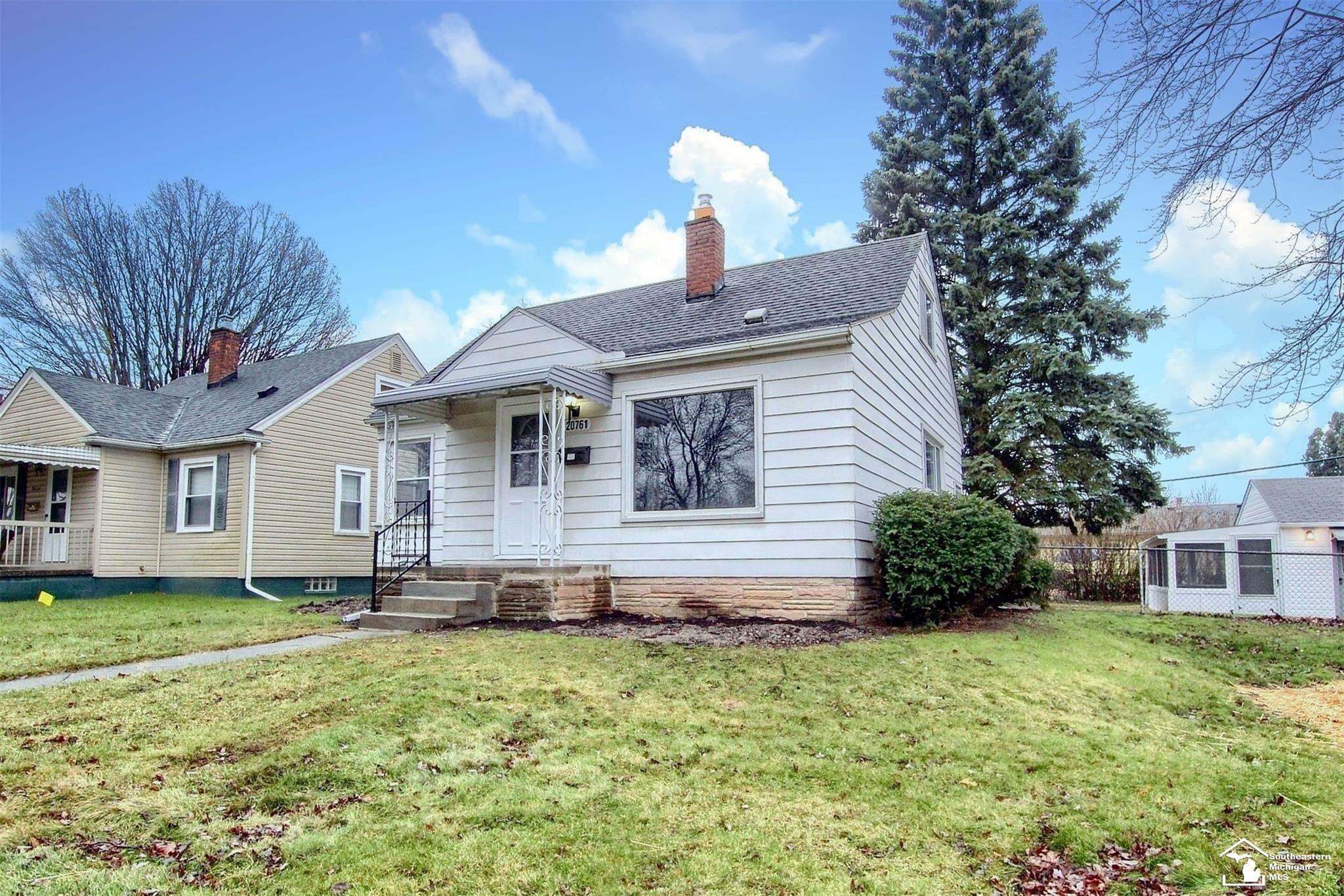 Property Photo:  20761 Pinecrest Street  MI 48180 