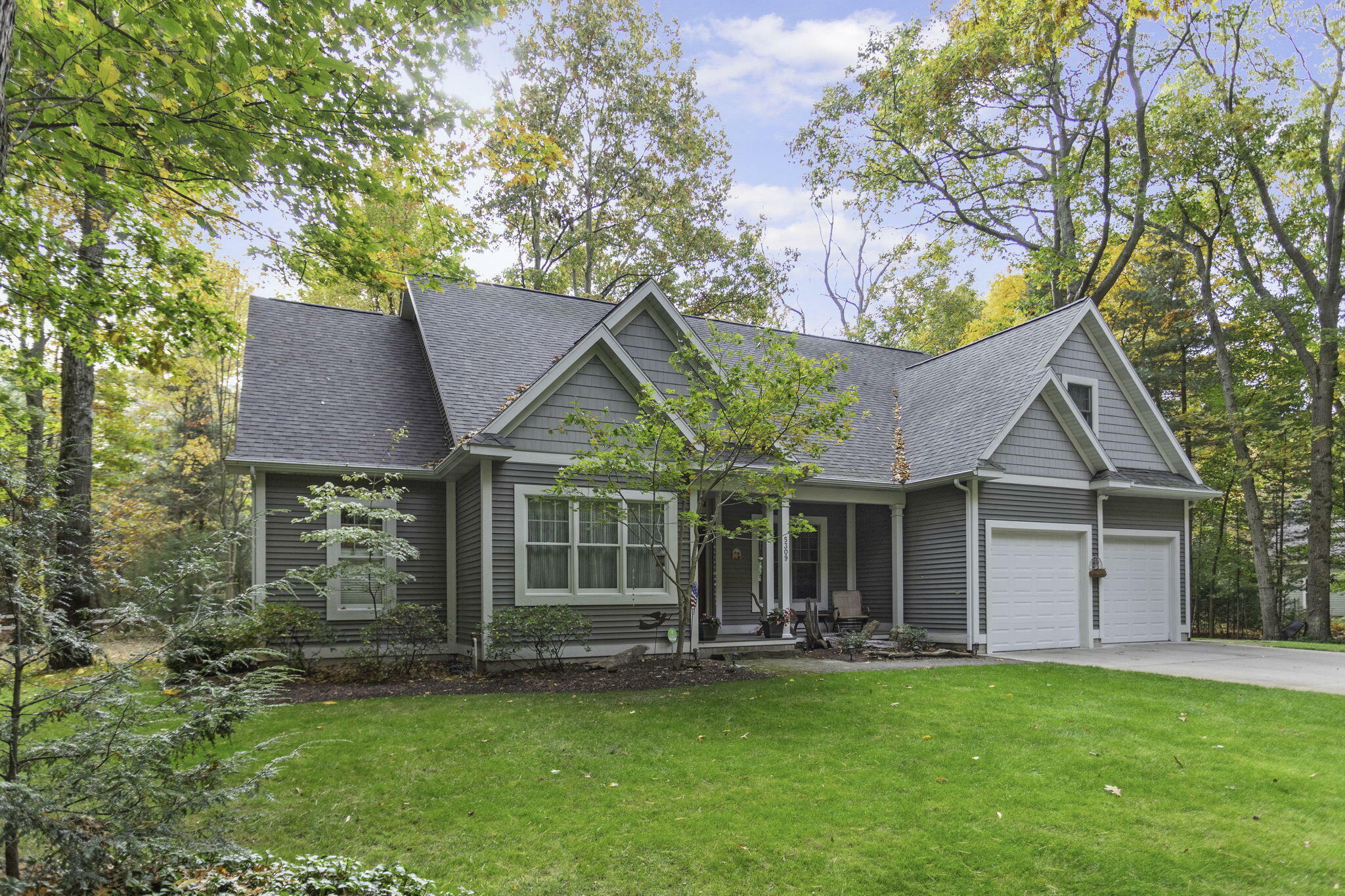 Property Photo:  5309 Beechwood Drive  MI 49445 