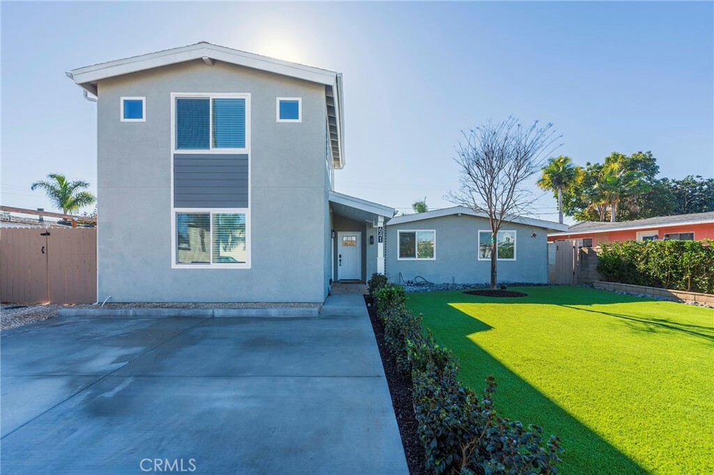 641 Cove Street  Costa Mesa CA 92627 photo