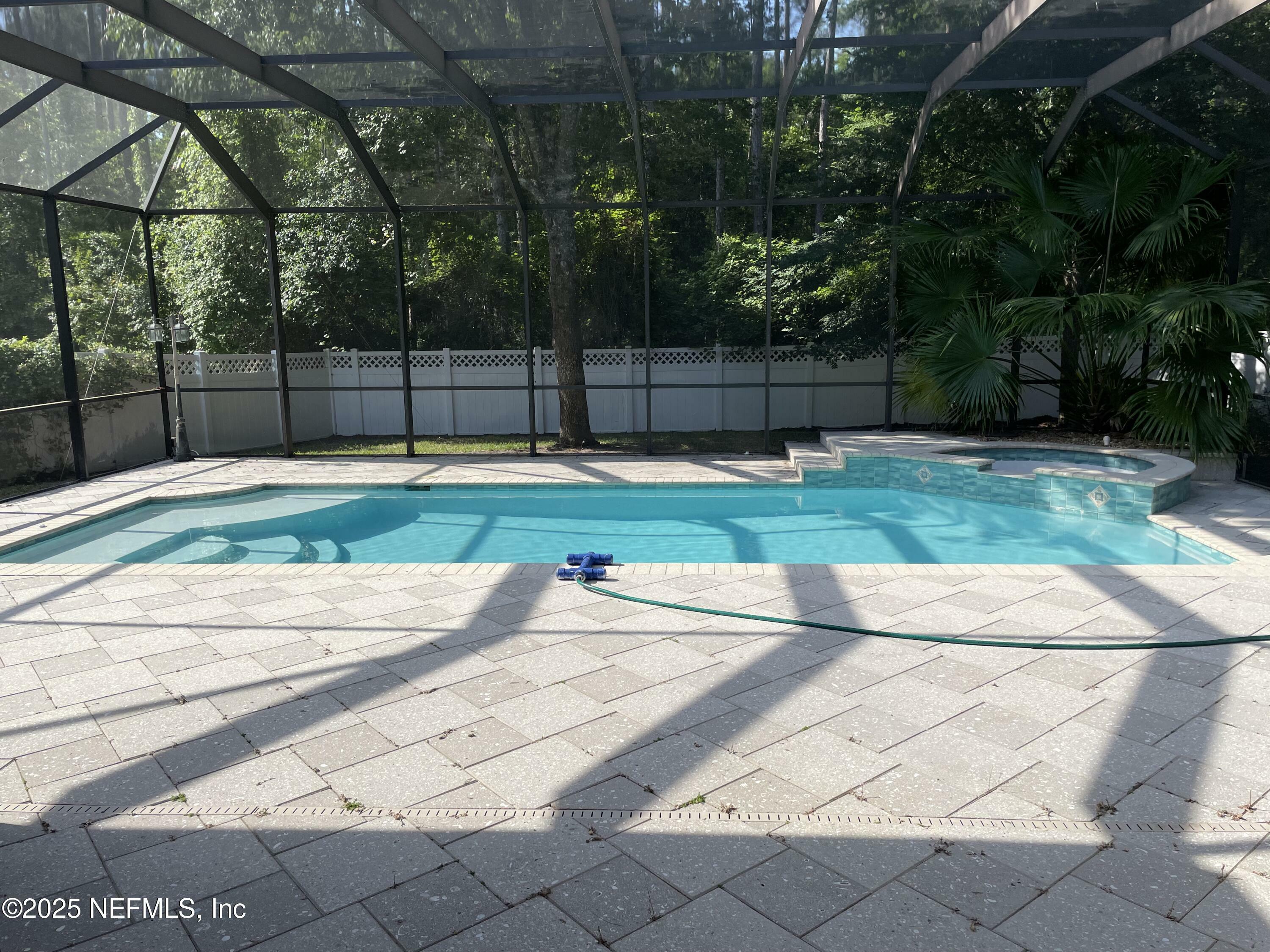 Property Photo: 1227 Leith Hall Drive FL 32259