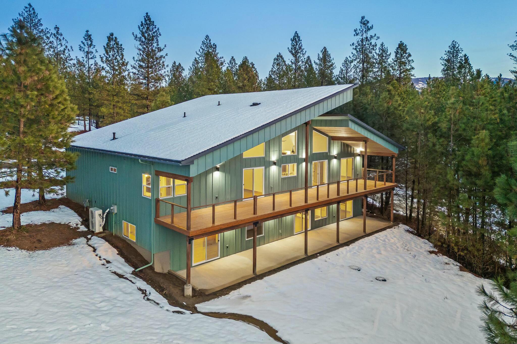 Property Photo: 1424 Sherman View Way WA 99141