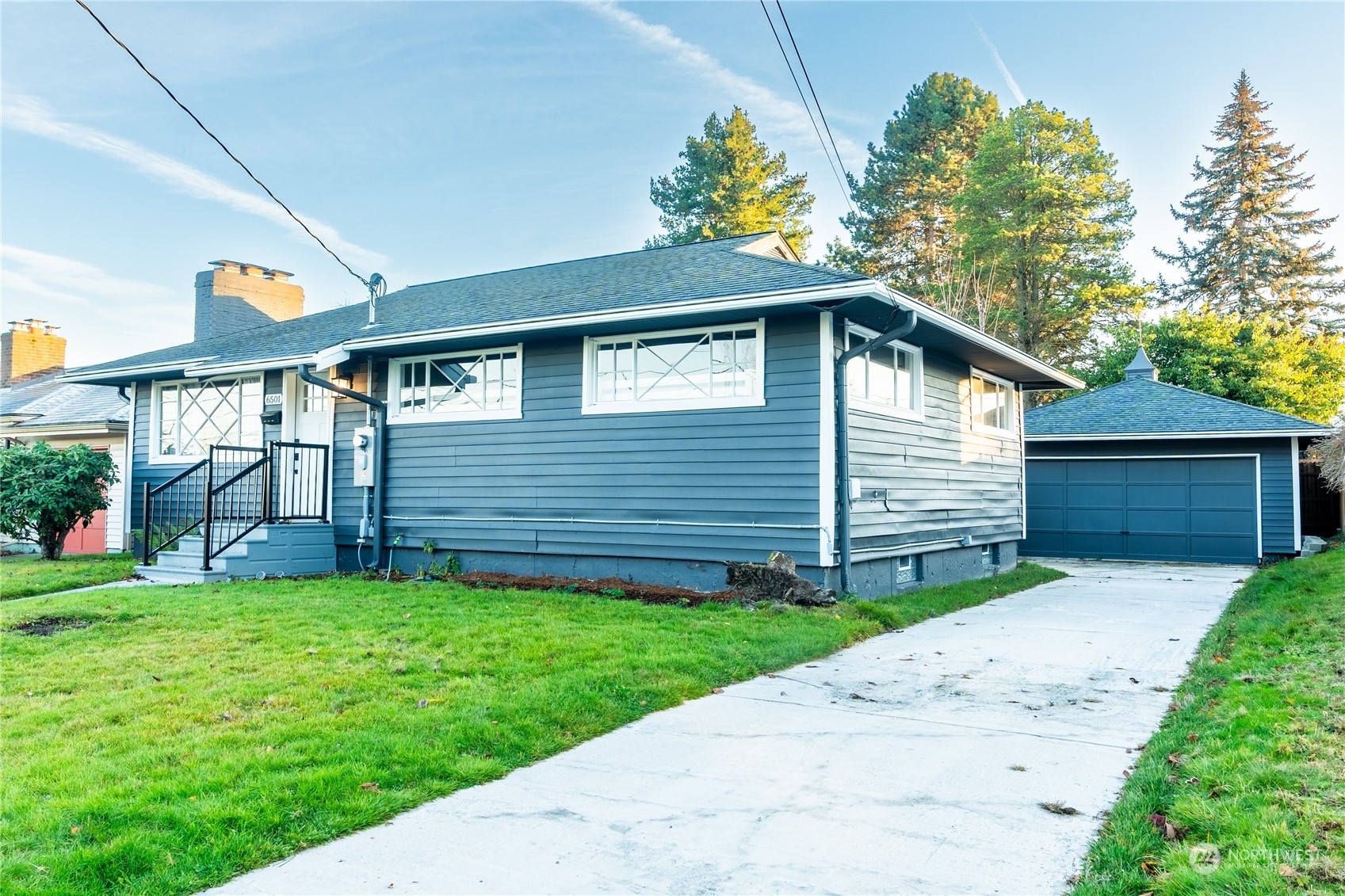 Property Photo:  6501 S Hazel Street  WA 98178 