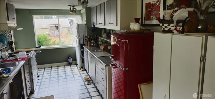 Property Photo:  2040 E Agate Road  WA 98584 