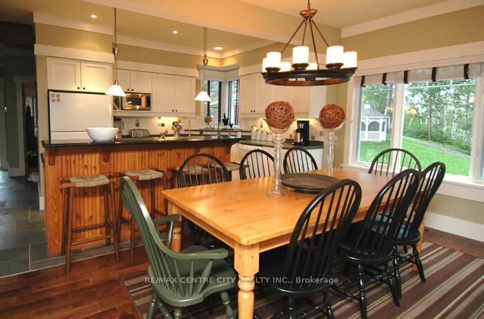 Property Photo: 1020 Birch Glen Road Villa16 ON P0B 1A0