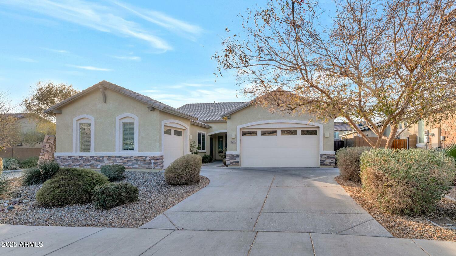 7873 W Fetlock Trail  Peoria AZ 85383 photo