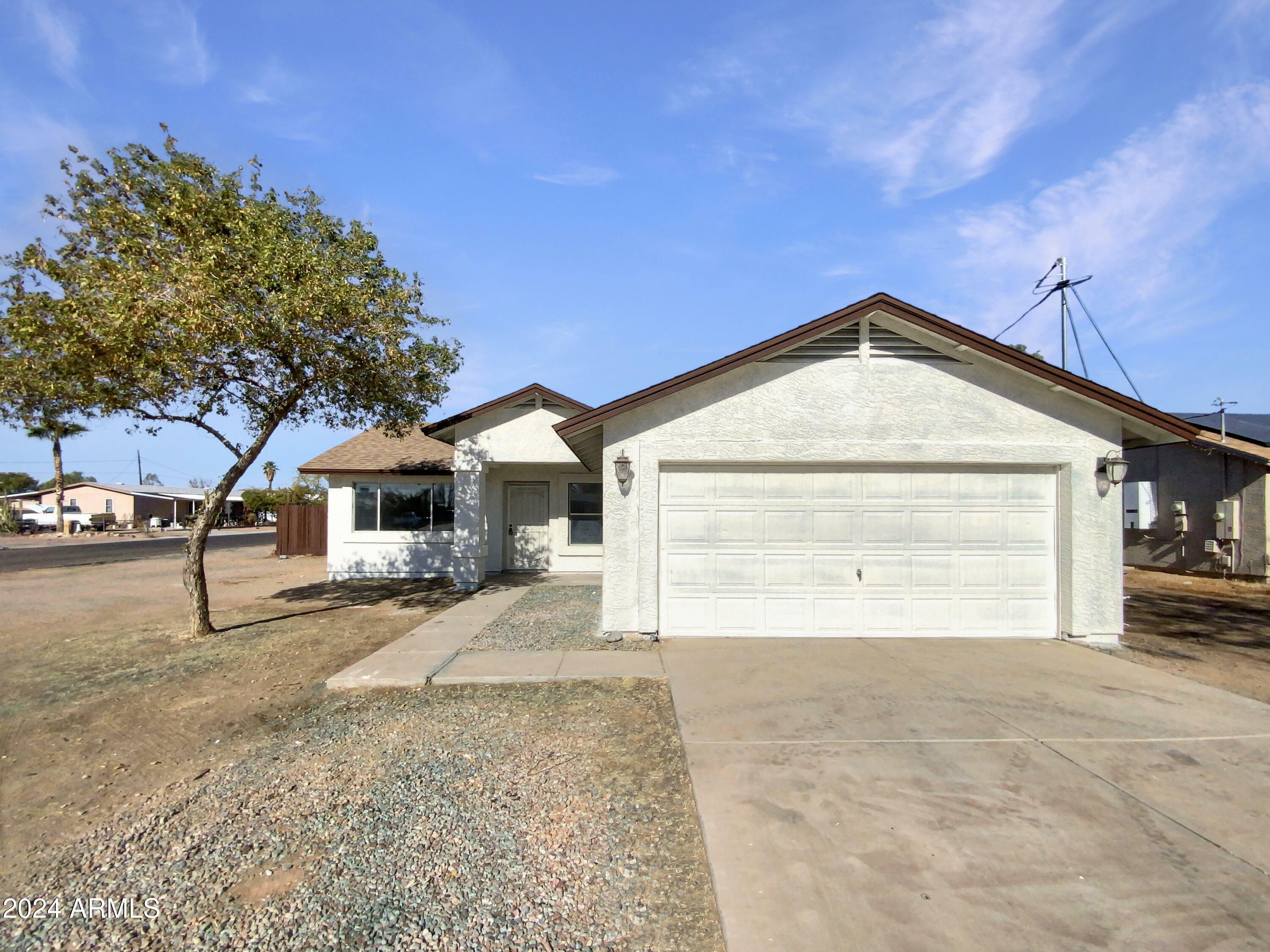 Property Photo:  2638 W Cactus Wren Street  AZ 85120 