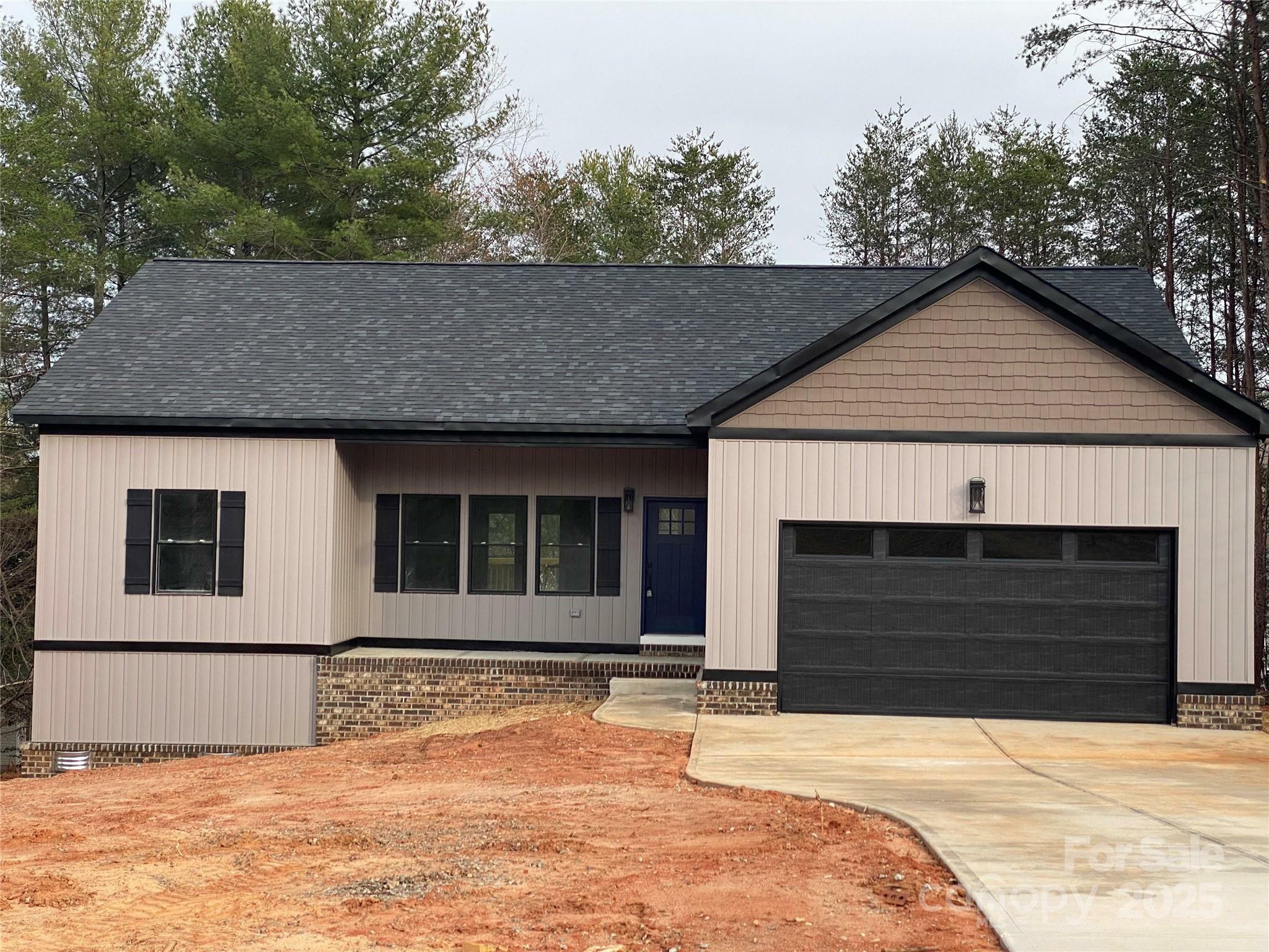 Property Photo: 5743 Selkirk Drive NC 28601