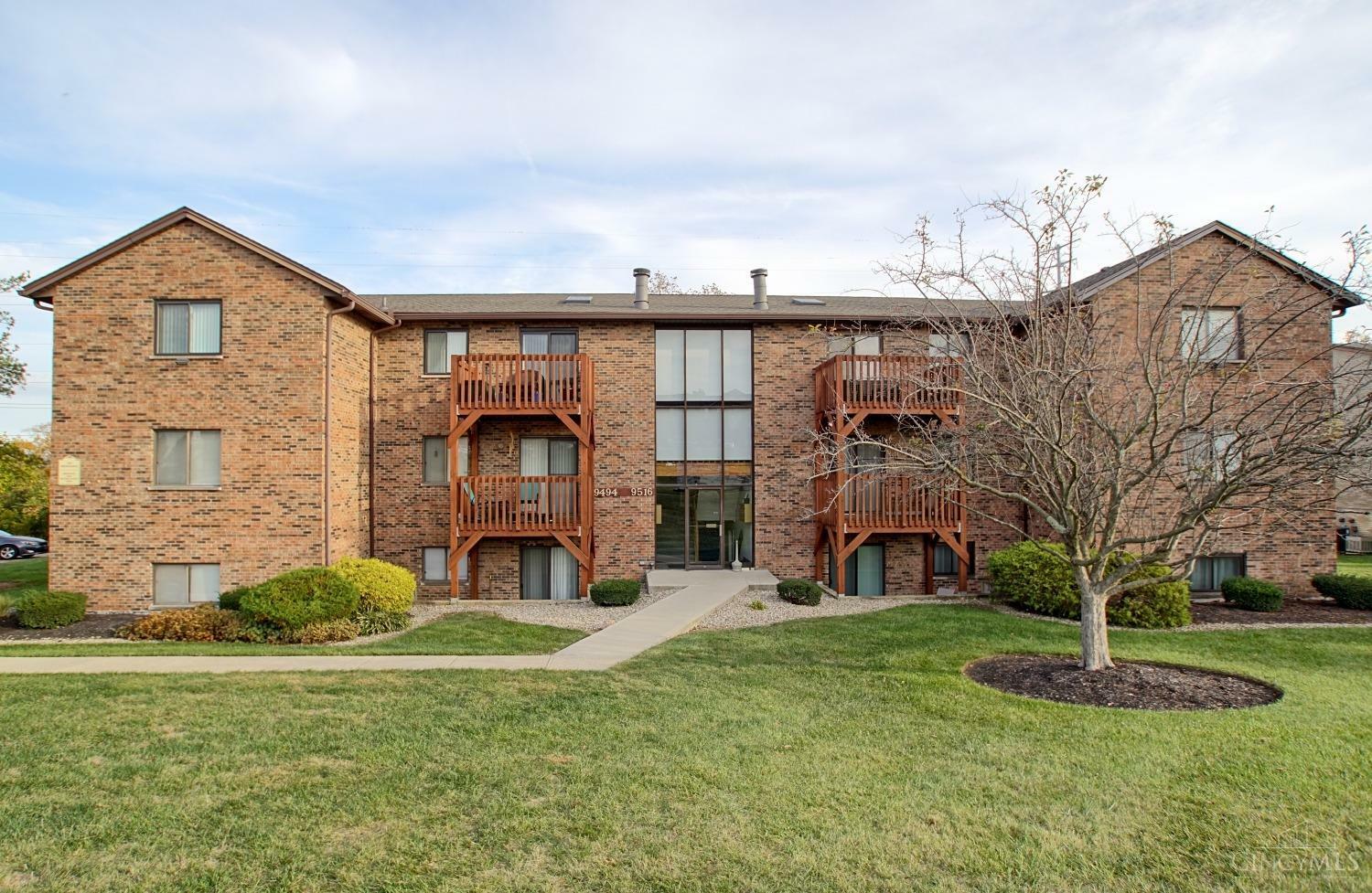 Property Photo: 9498 Woodland Hills Drive OH 45011