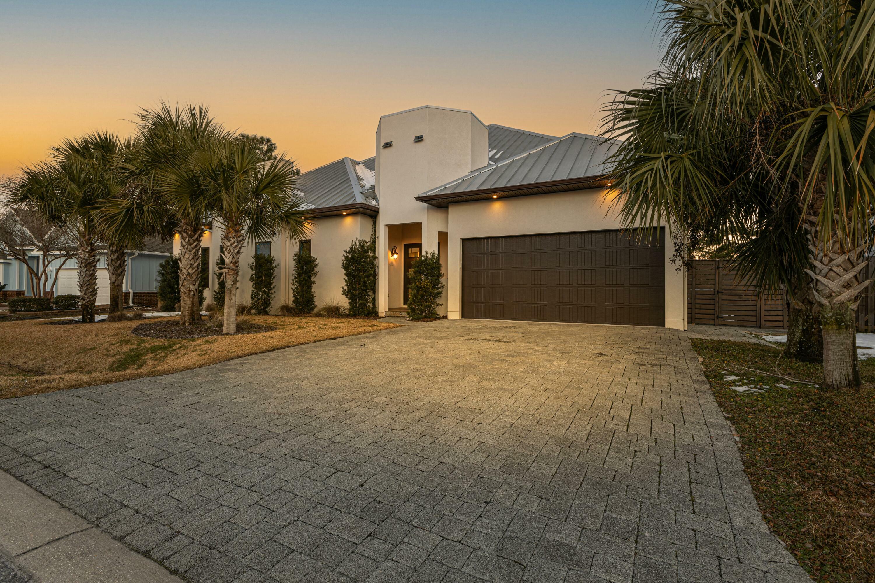 Property Photo:  163 Tropical Breeze Drive  FL 32459 