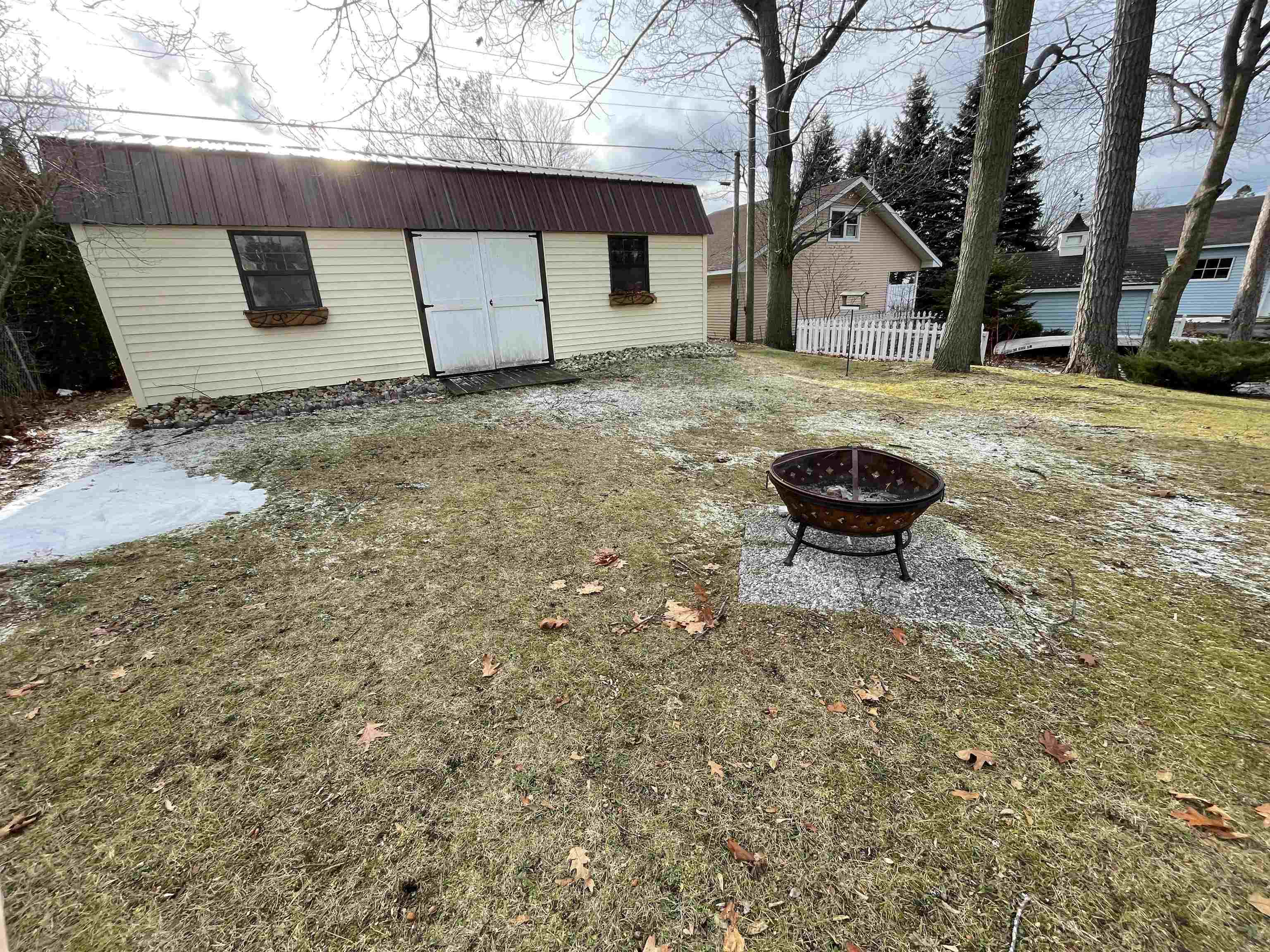 Property Photo:  208 E Jamet Street  MI 49701 