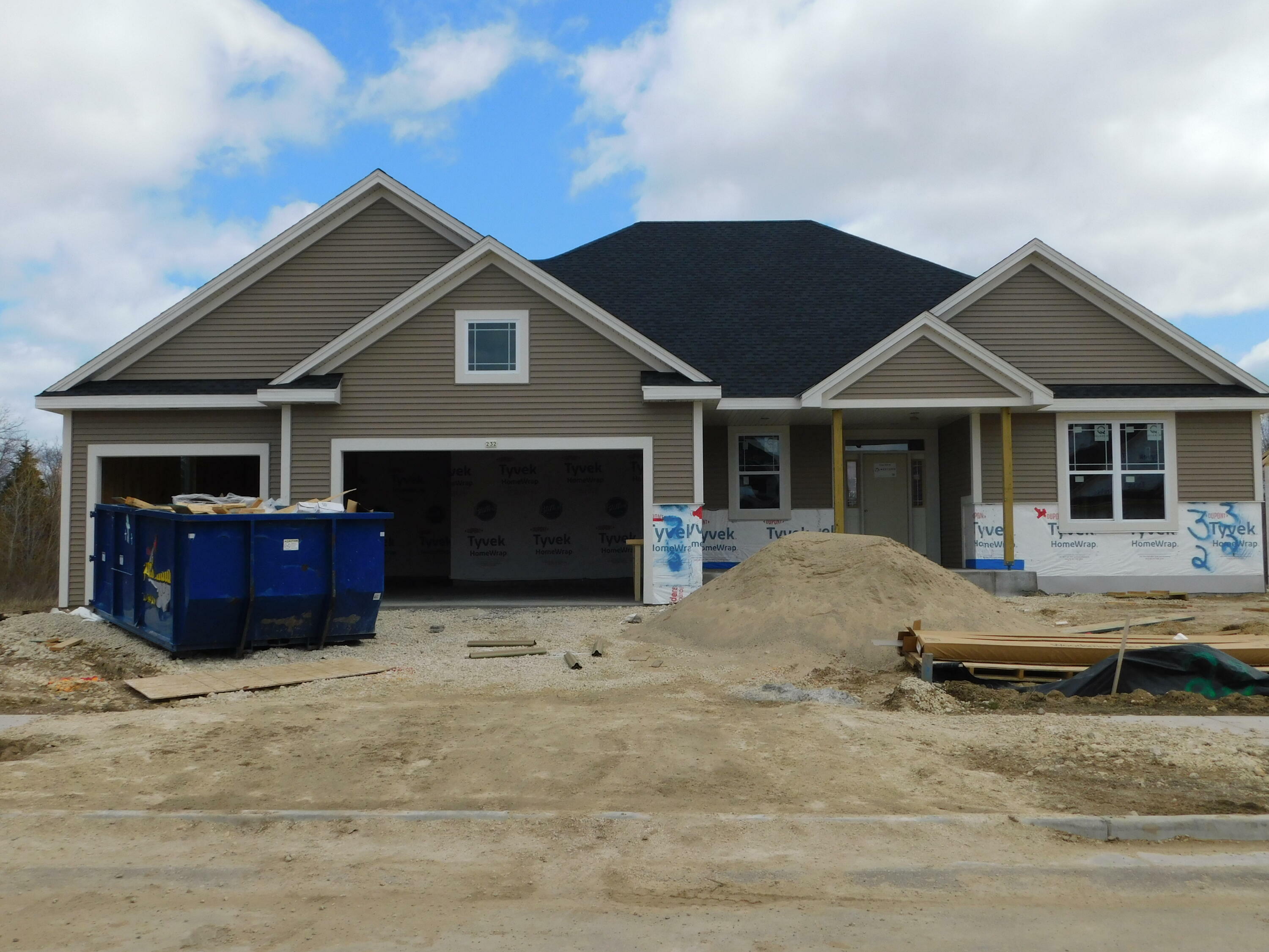 232 Candleberry Ln  Grafton WI 53024 photo
