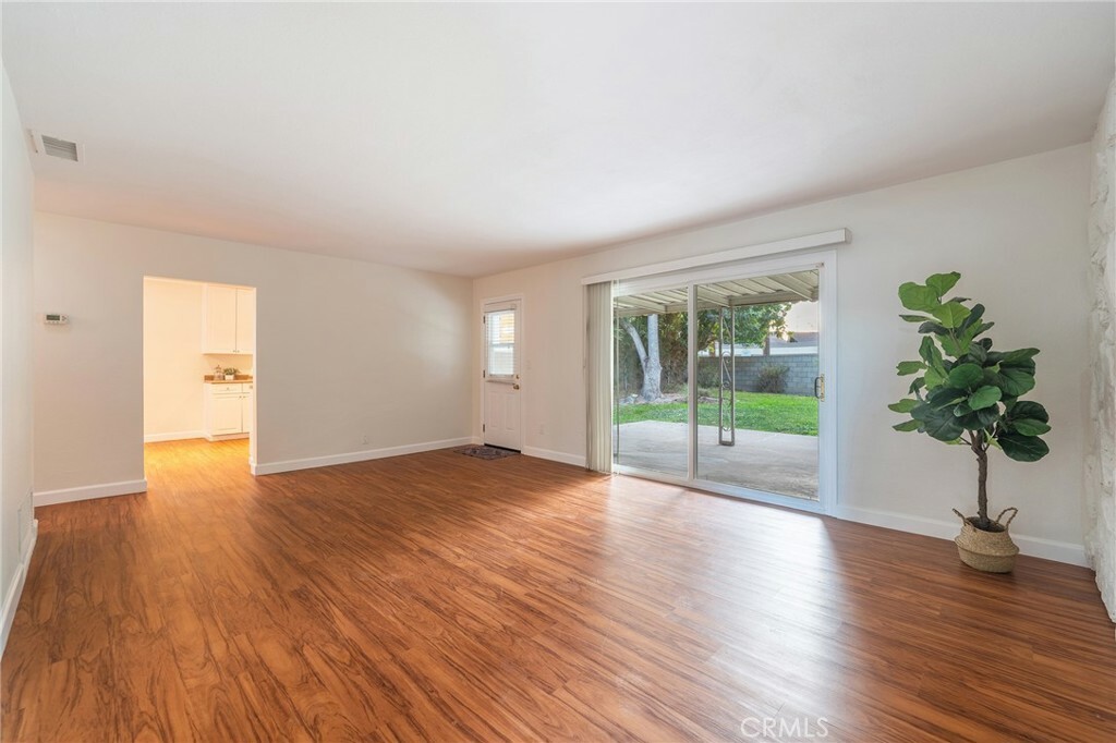 Property Photo:  2306 S Everglade Street  CA 92704 