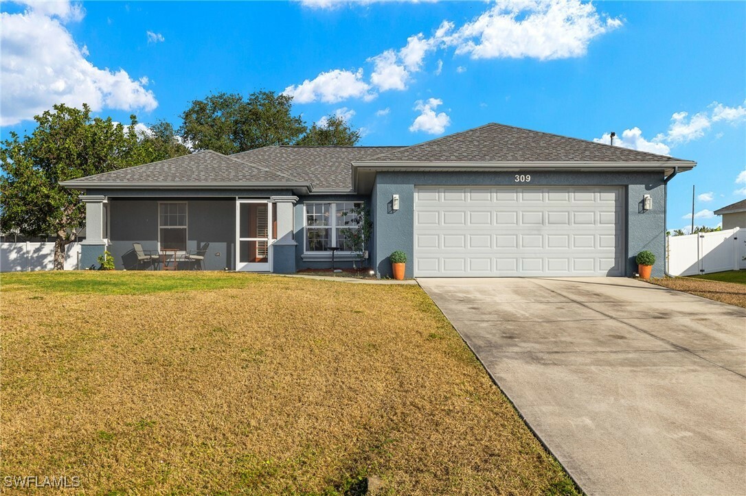 Property Photo:  309 NE 19th Street  FL 33909 