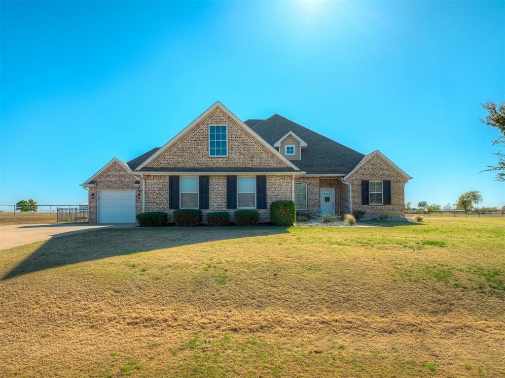 Property Photo: 6486 Red Cedar Drive OK 73025