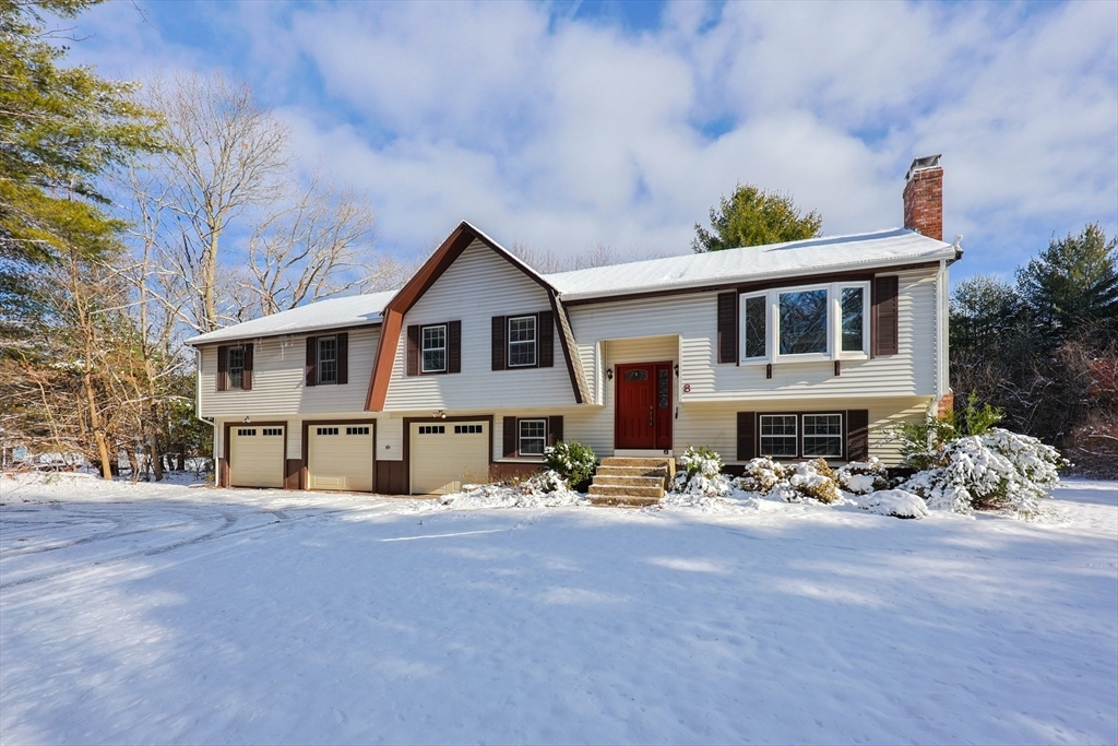 Property Photo:  8 Belcher Ln  MA 02035 