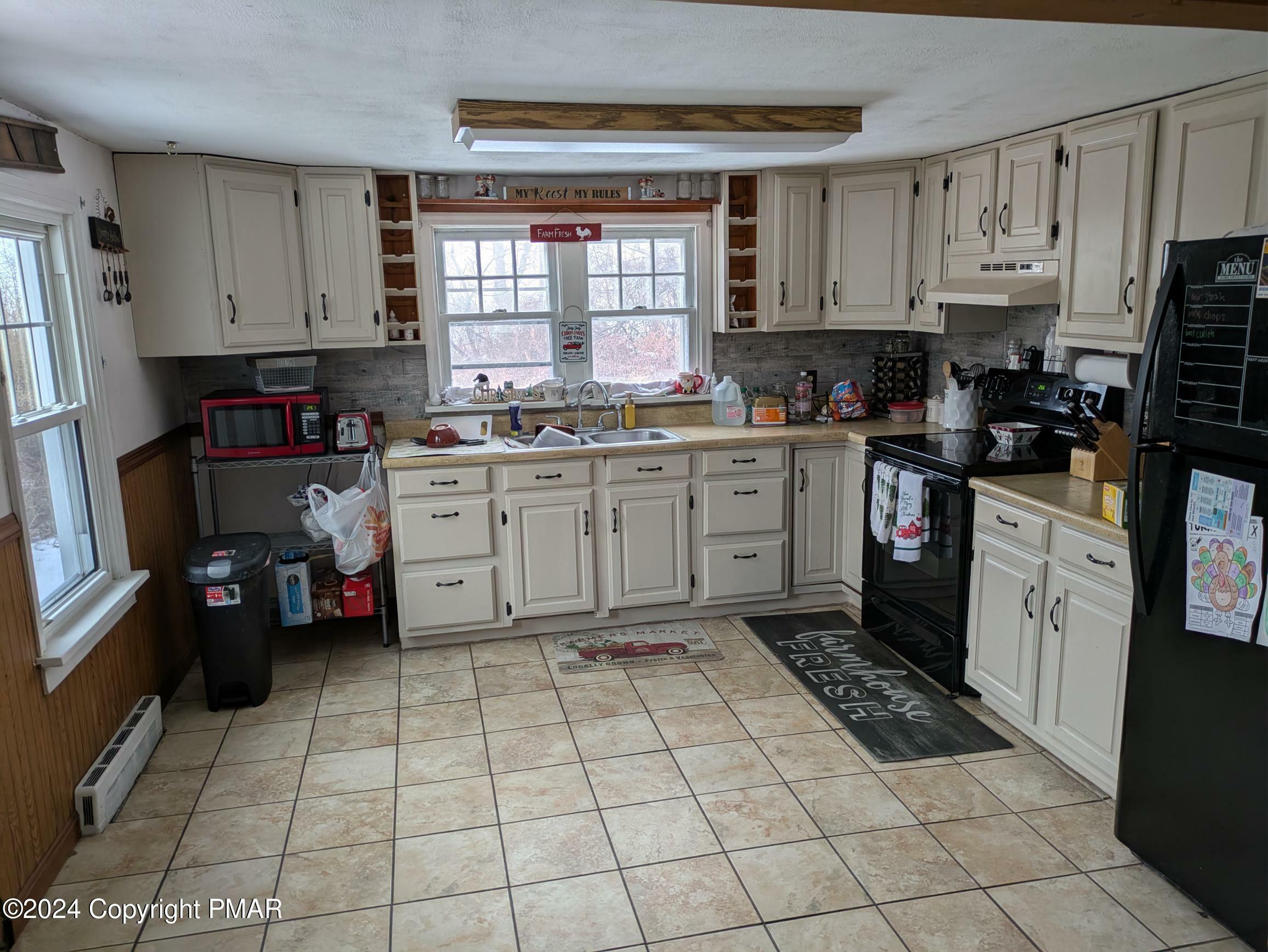 Property Photo:  1792 Mt Bethel Highway  PA 18343 