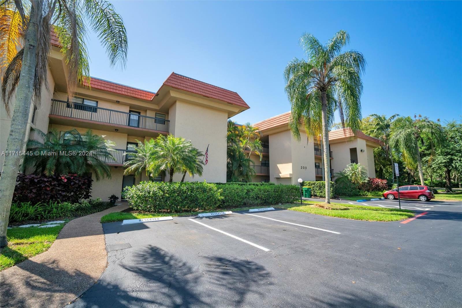 Property Photo:  200 Jacaranda Country Club Dr 2B  FL 33324 