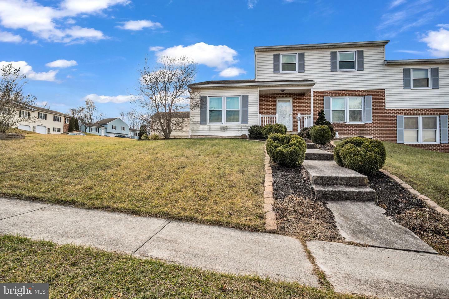 Property Photo:  20 Mary Drive  PA 17019 