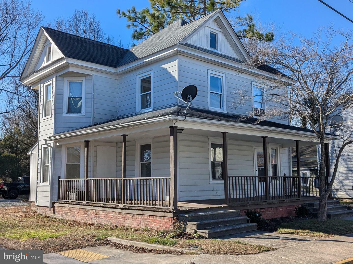 Property Photo:  424 E East Street  MD 21875 