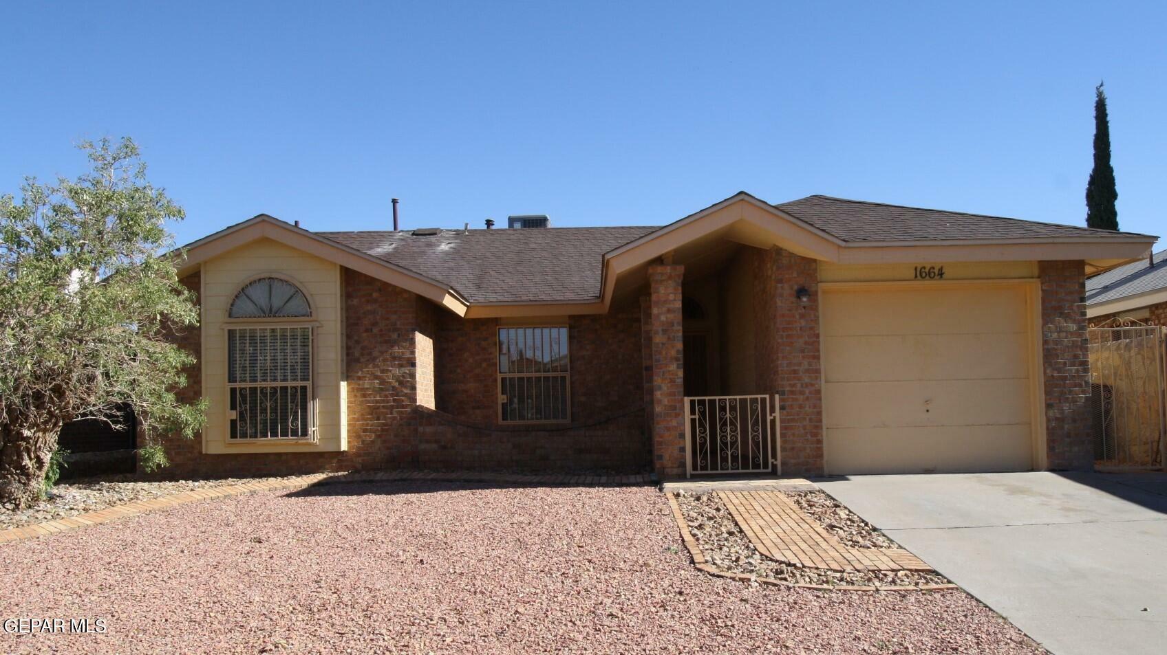 Property Photo:  1664 Leroy Bonse Drive  TX 79936 