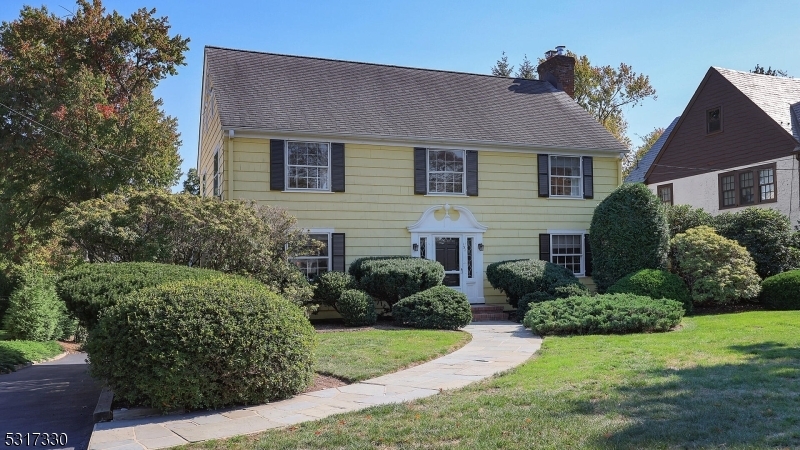 Property Photo:  131 Clifton Street  NJ 07090 