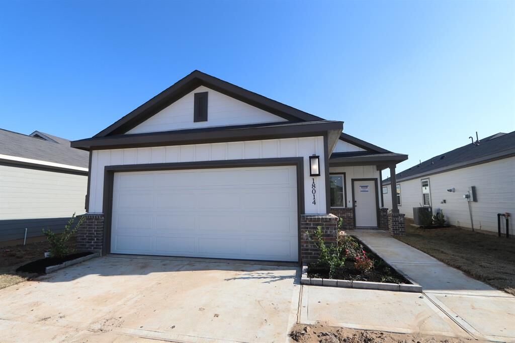 Property Photo:  18014 Blue Prairie Trail  TX 77447 