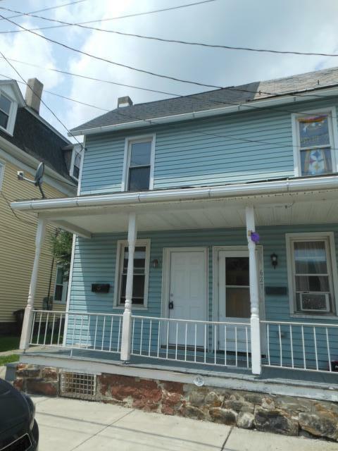 Property Photo:  629 Pen Argyl Street  PA 18072 