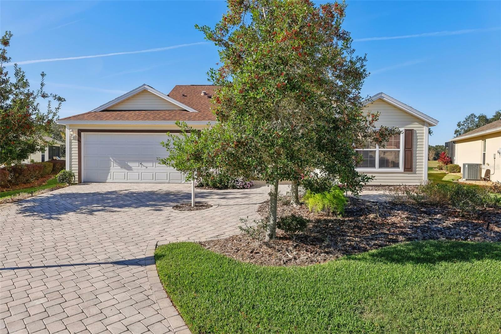 Property Photo:  2876 Manor Downs  FL 32162 