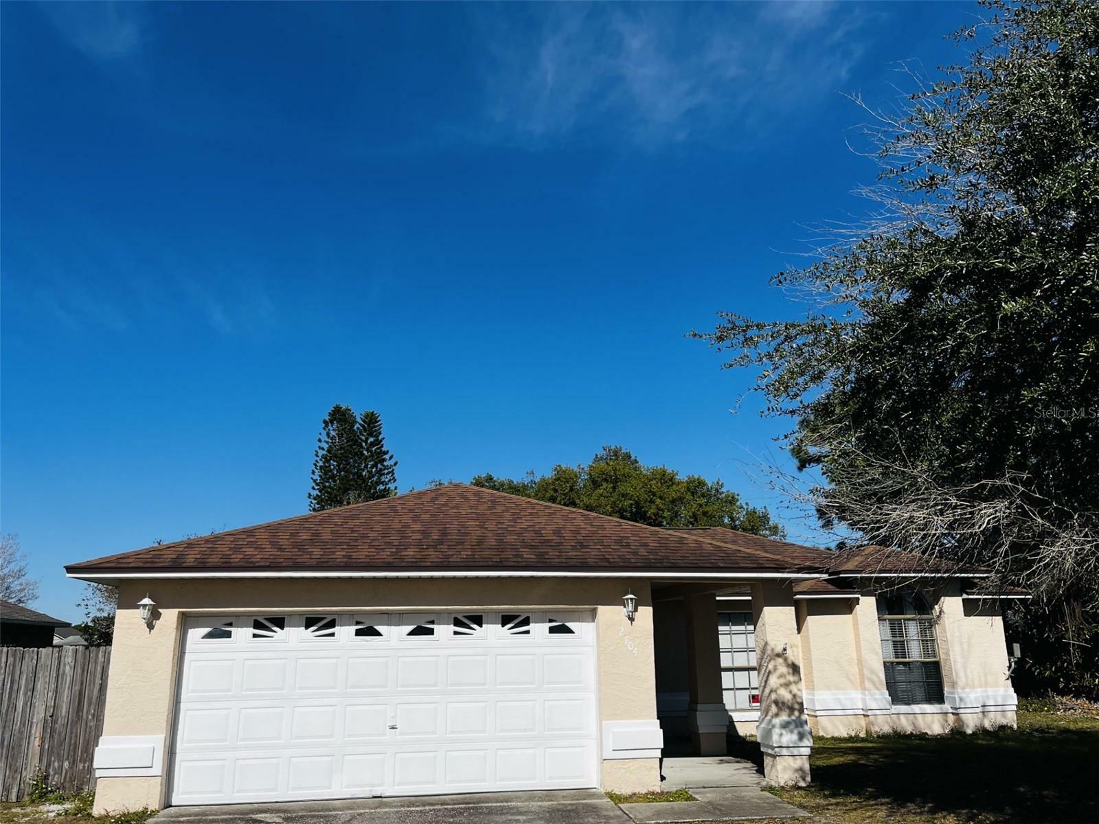 Property Photo:  2704 Kendall Avenue  FL 34744 