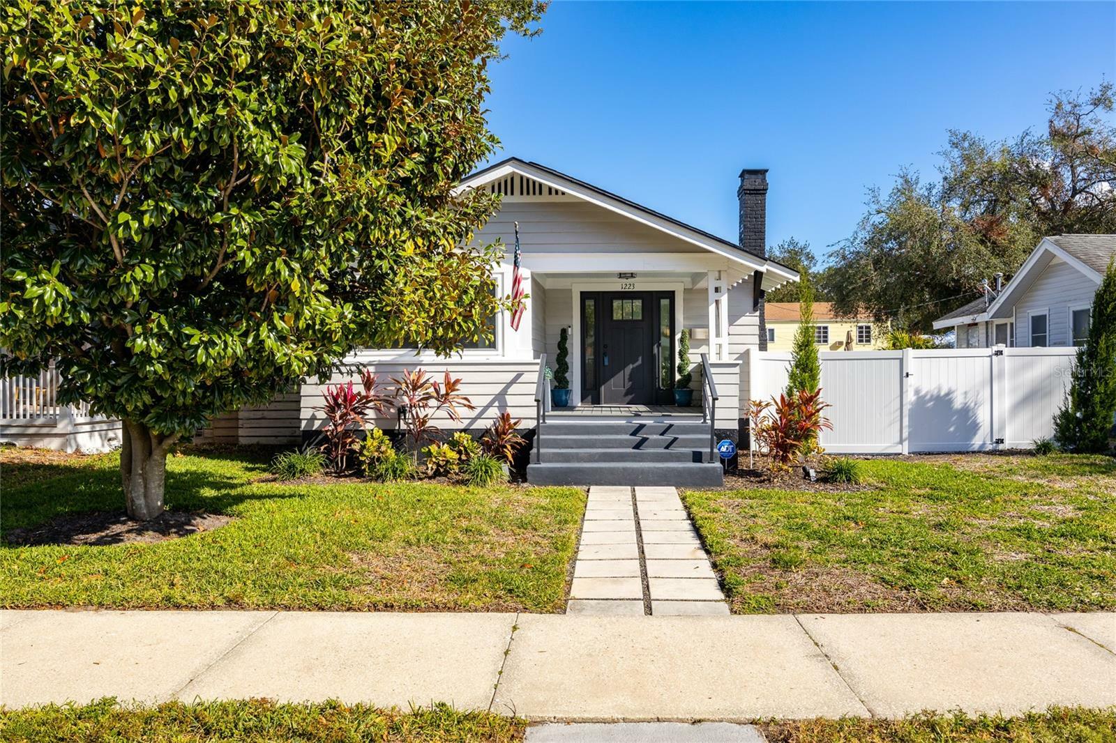 Property Photo: 1223 13th Street N FL 33705