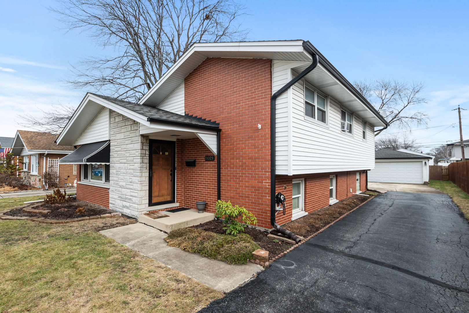 Property Photo:  11029 S Kilbourn Avenue  IL 60453 