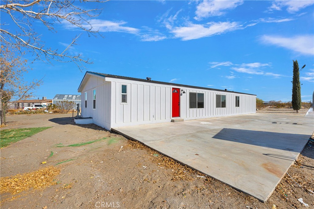 Property Photo: 13922 Mataliza Court CA 92371